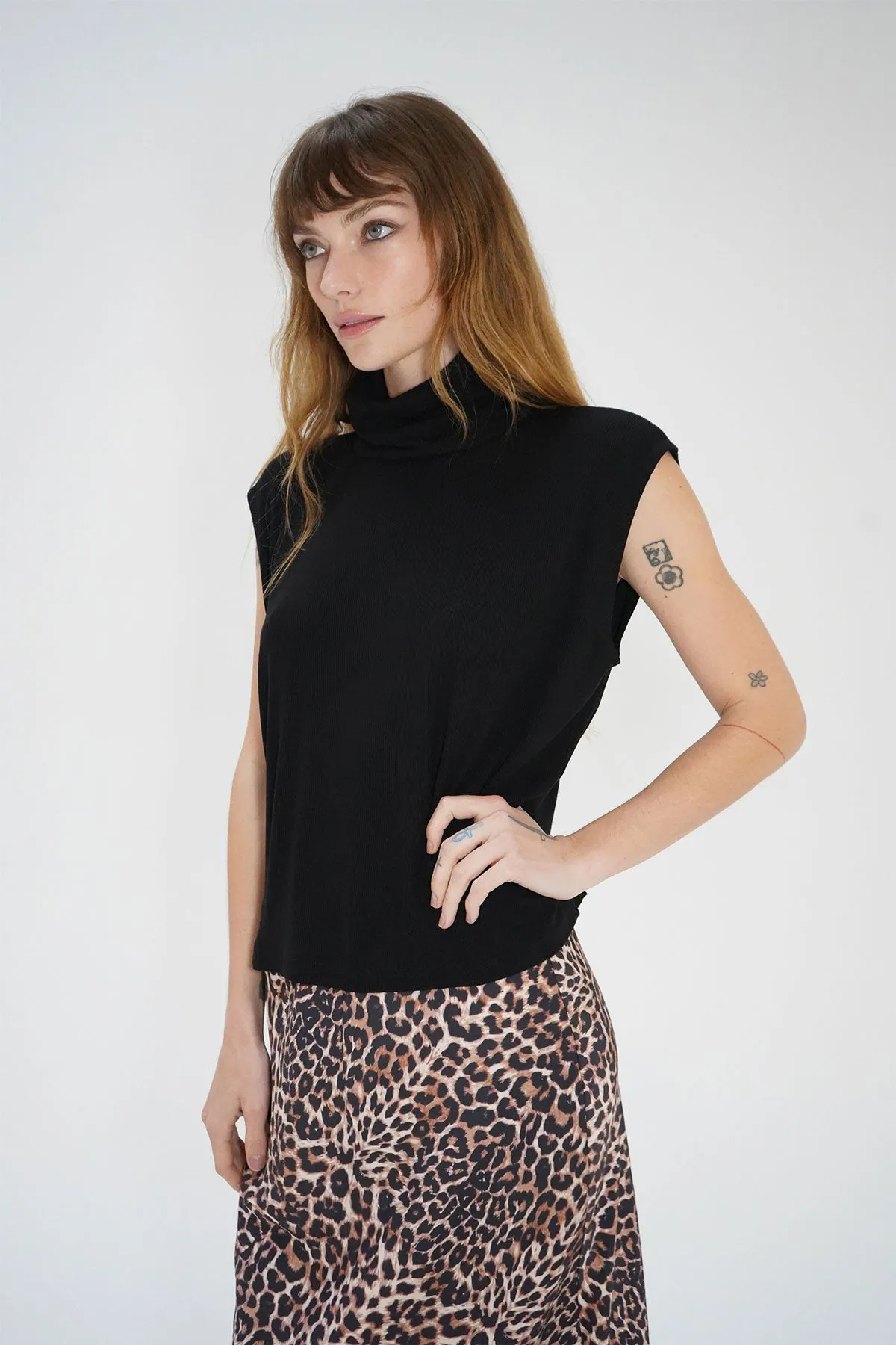 Amis Ribbed Sleeveless Turtleneck - Black sold by LNA product image thumbnail 2