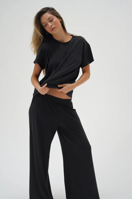 Ava Oversized Spandex Jersey Tee - Black sold by LNA