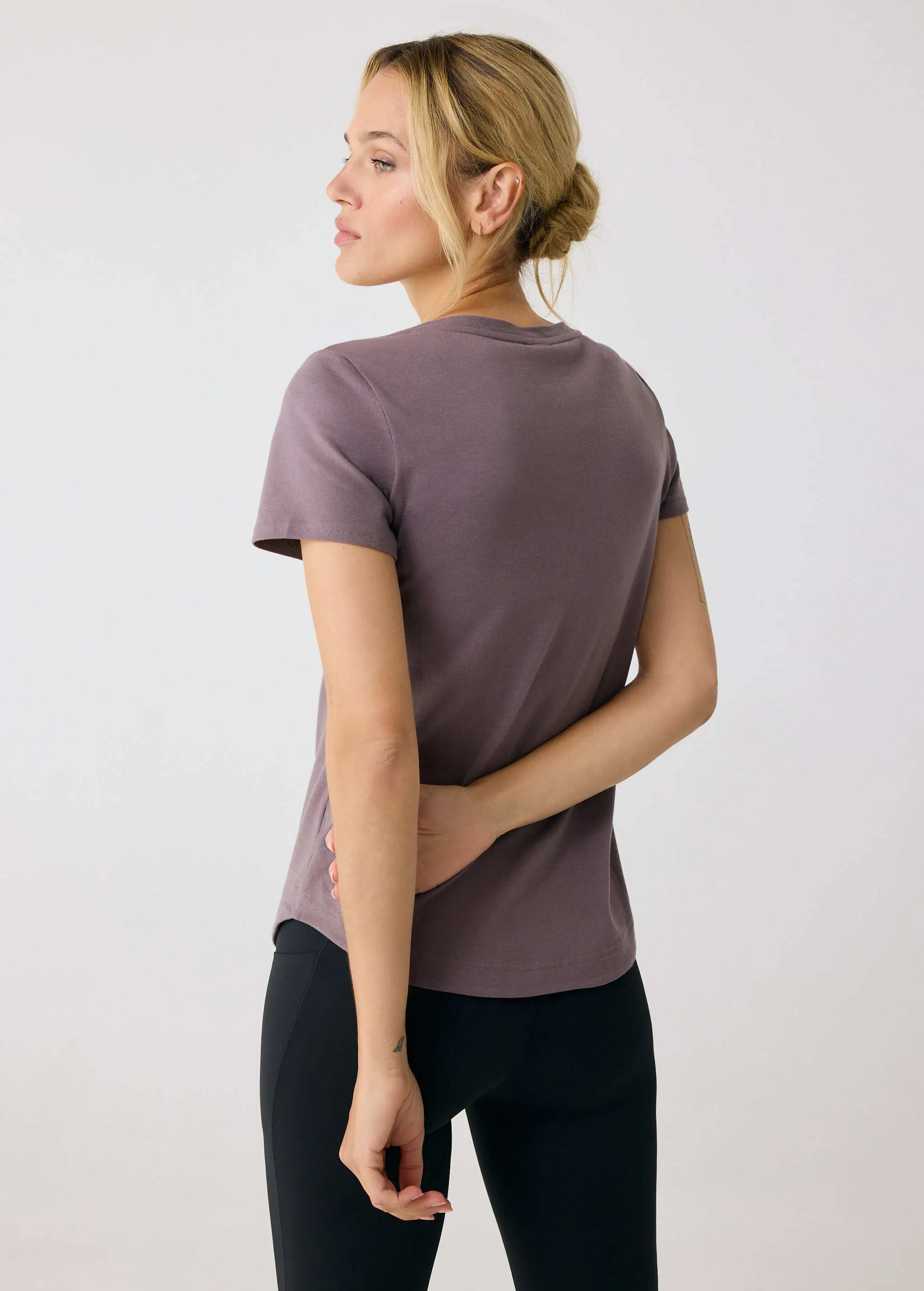 Effortless V-Neck Shirt sold by Lole product image thumbnail 3