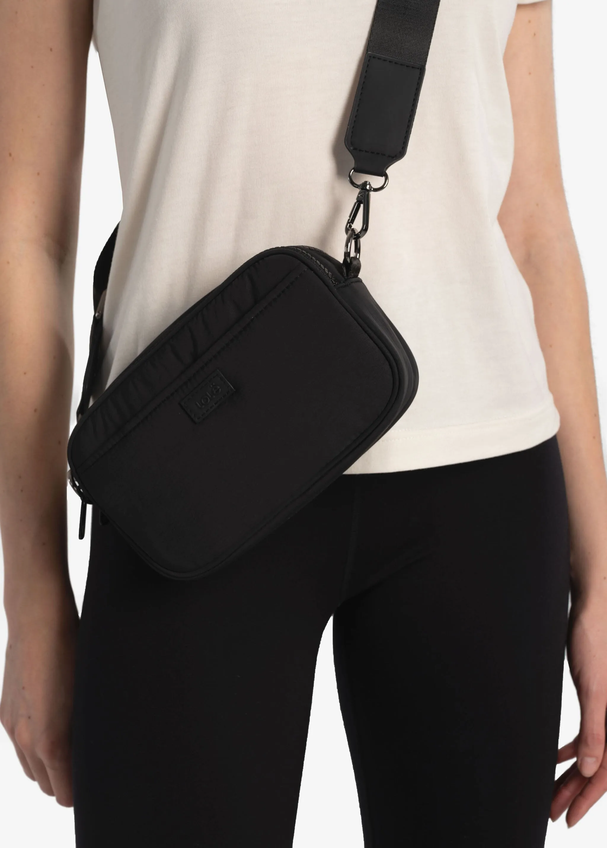 Plateau Camera Crossbody Bag sold by Lole product image thumbnail 4