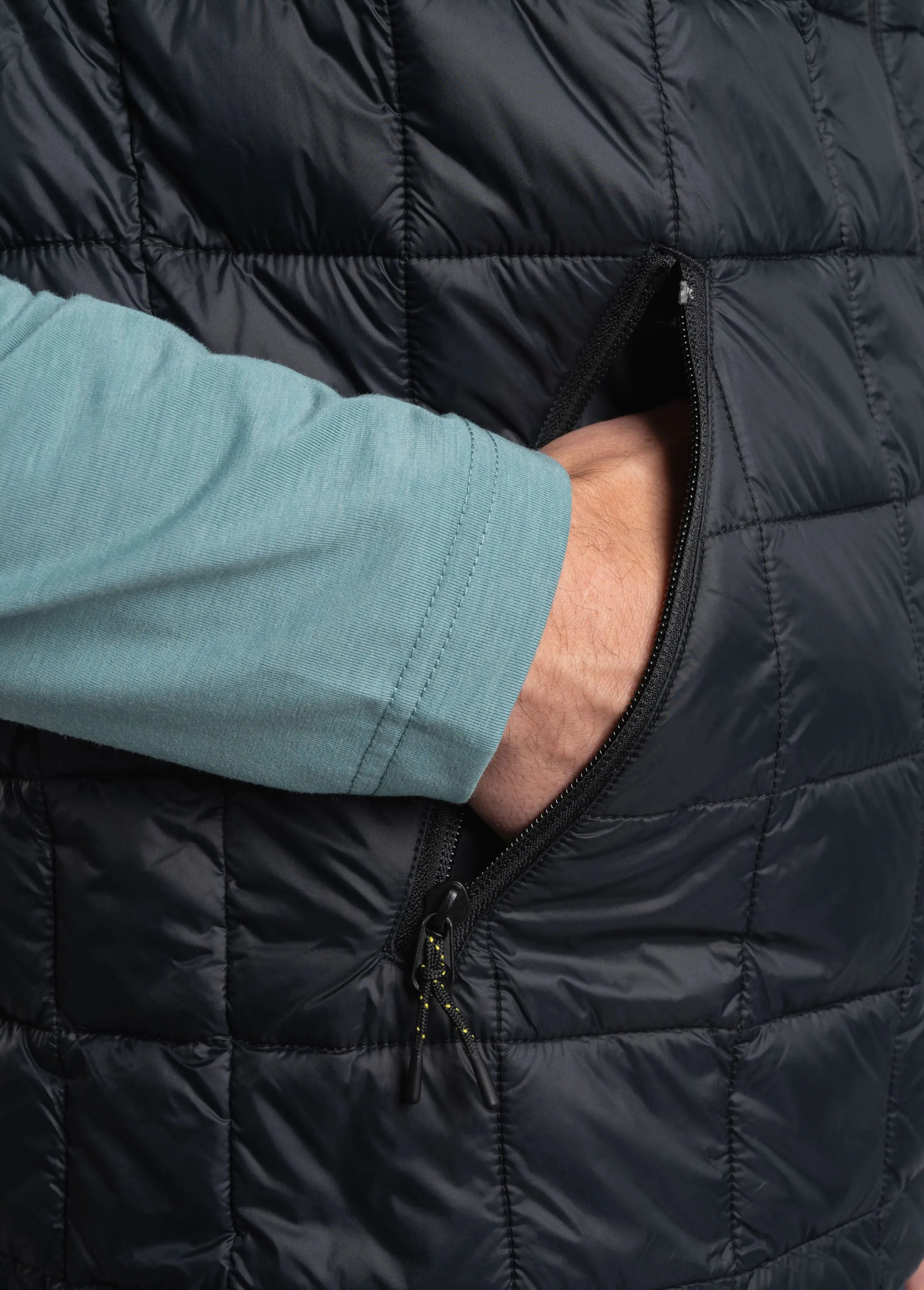 Kaslo Synth Down Vest sold by Lole product image thumbnail 5