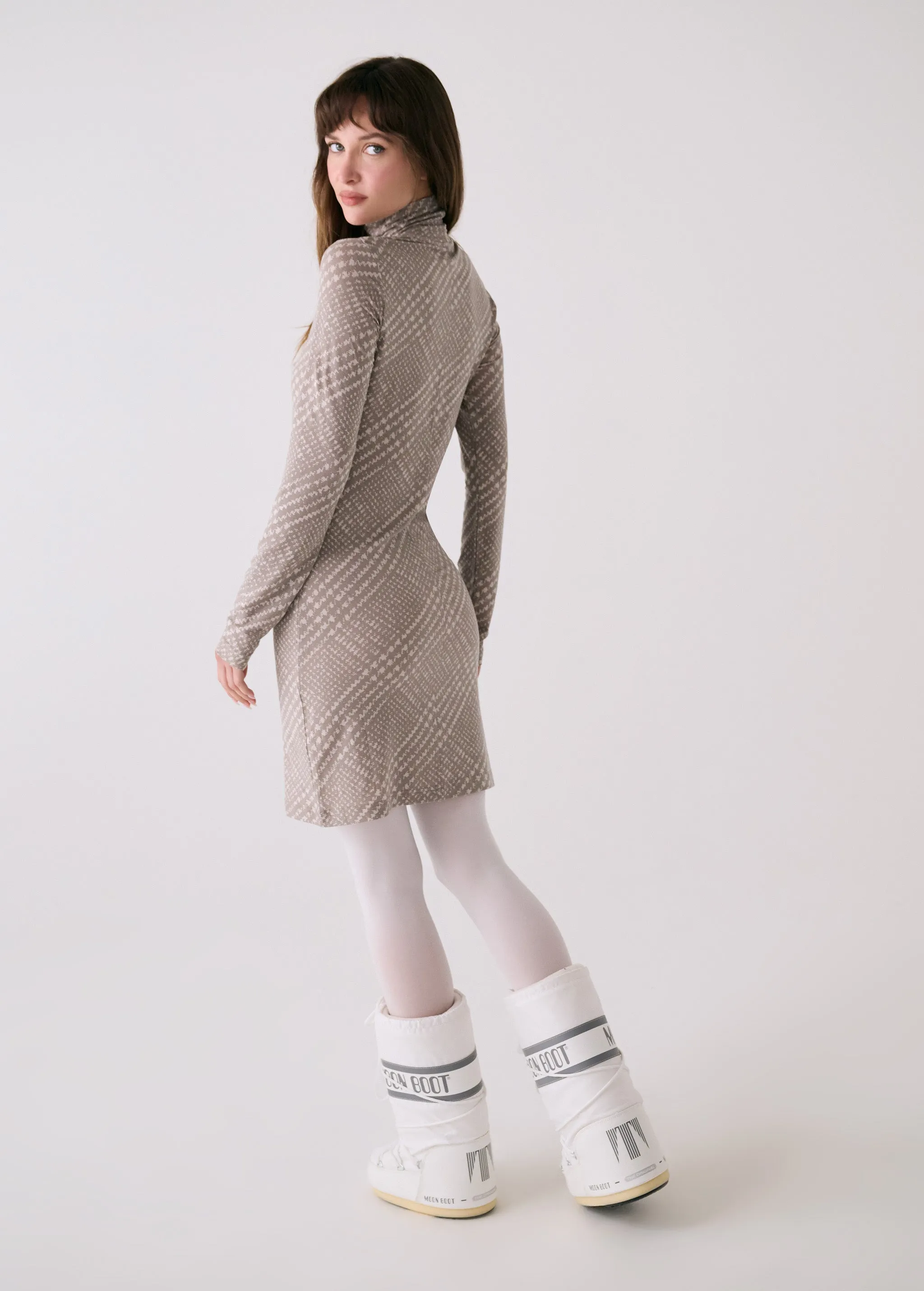 Dynamic Turtleneck Dress sold by Lole product image thumbnail 4
