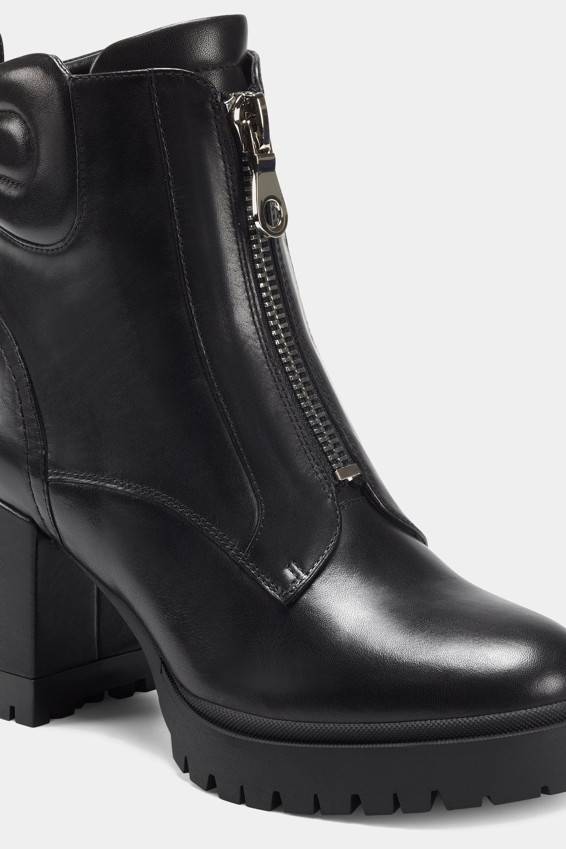 Everest Boot sold by Lord & Taylor