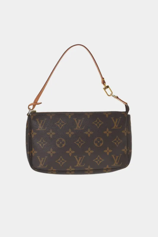 Pochette sold by Lord & Taylor