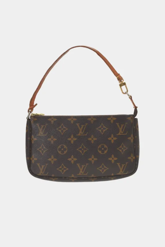 Pochette sold by Lord & Taylor