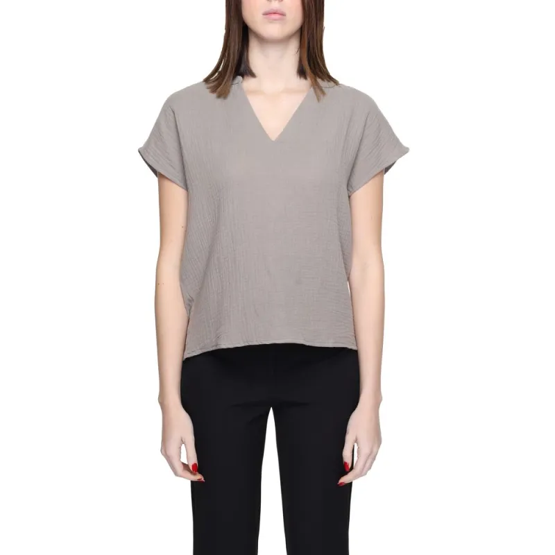 Gray Cotton Blouse sold by Lord & Taylor