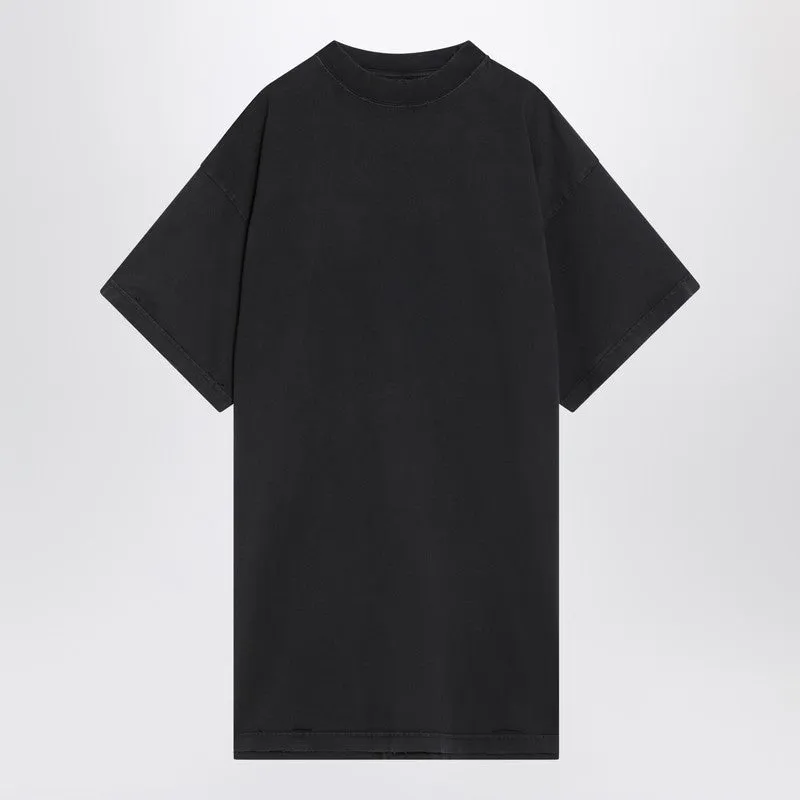 T-Shirt over Painted black in vintage jersey sold by Lord & Taylor