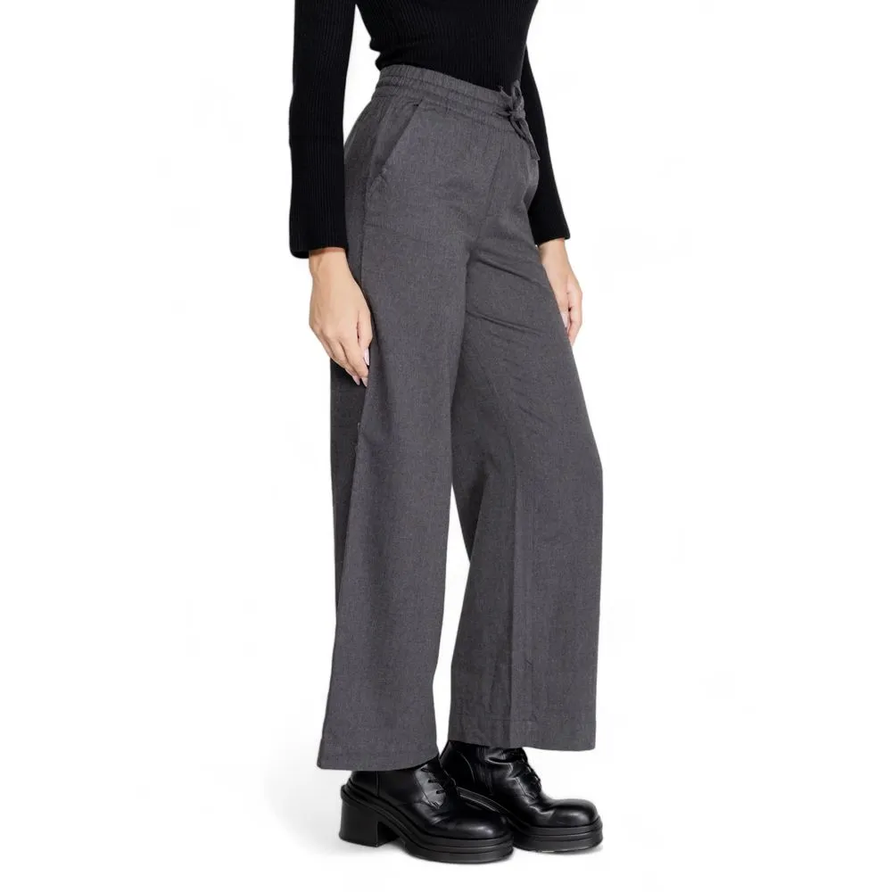 Gray Cotton Jeans & Pant sold by Lord & Taylor product image thumbnail 4