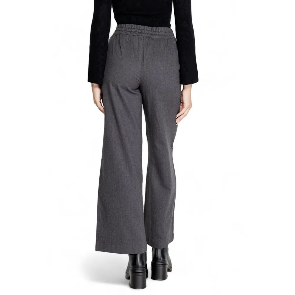 Gray Cotton Jeans & Pant sold by Lord & Taylor product image thumbnail 2