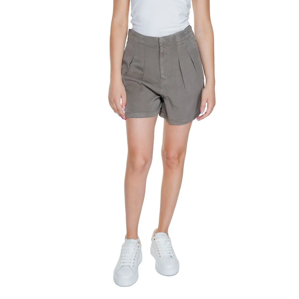 Gray Lyocell Short sold by Lord & Taylor product image thumbnail 4