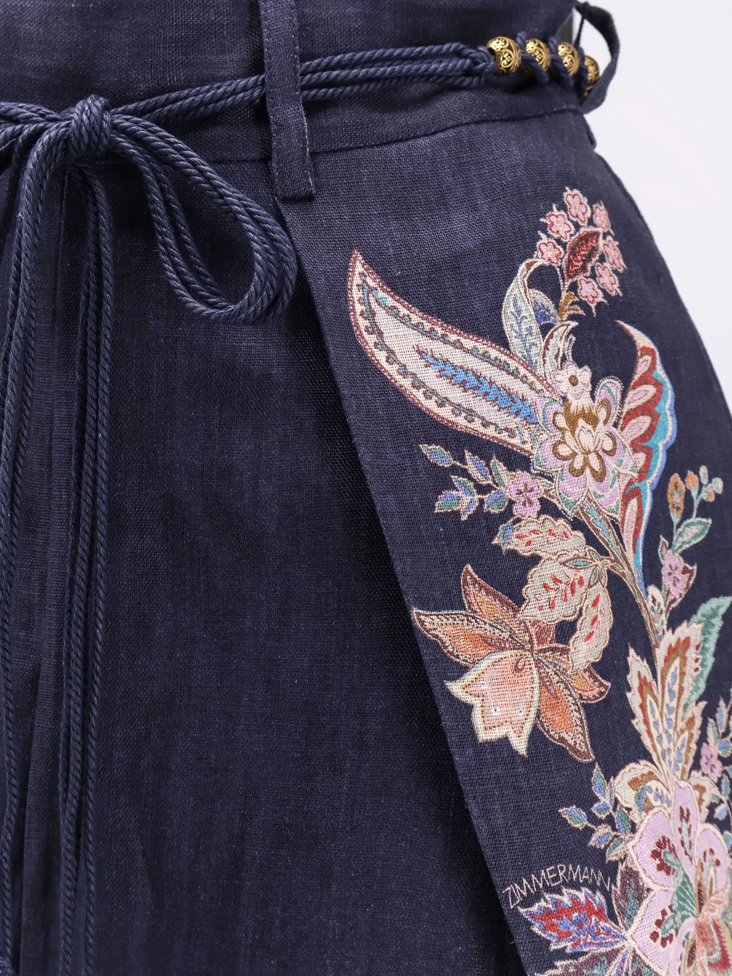 Rhiannon tuck linen short sold by Lord & Taylor product image thumbnail 5