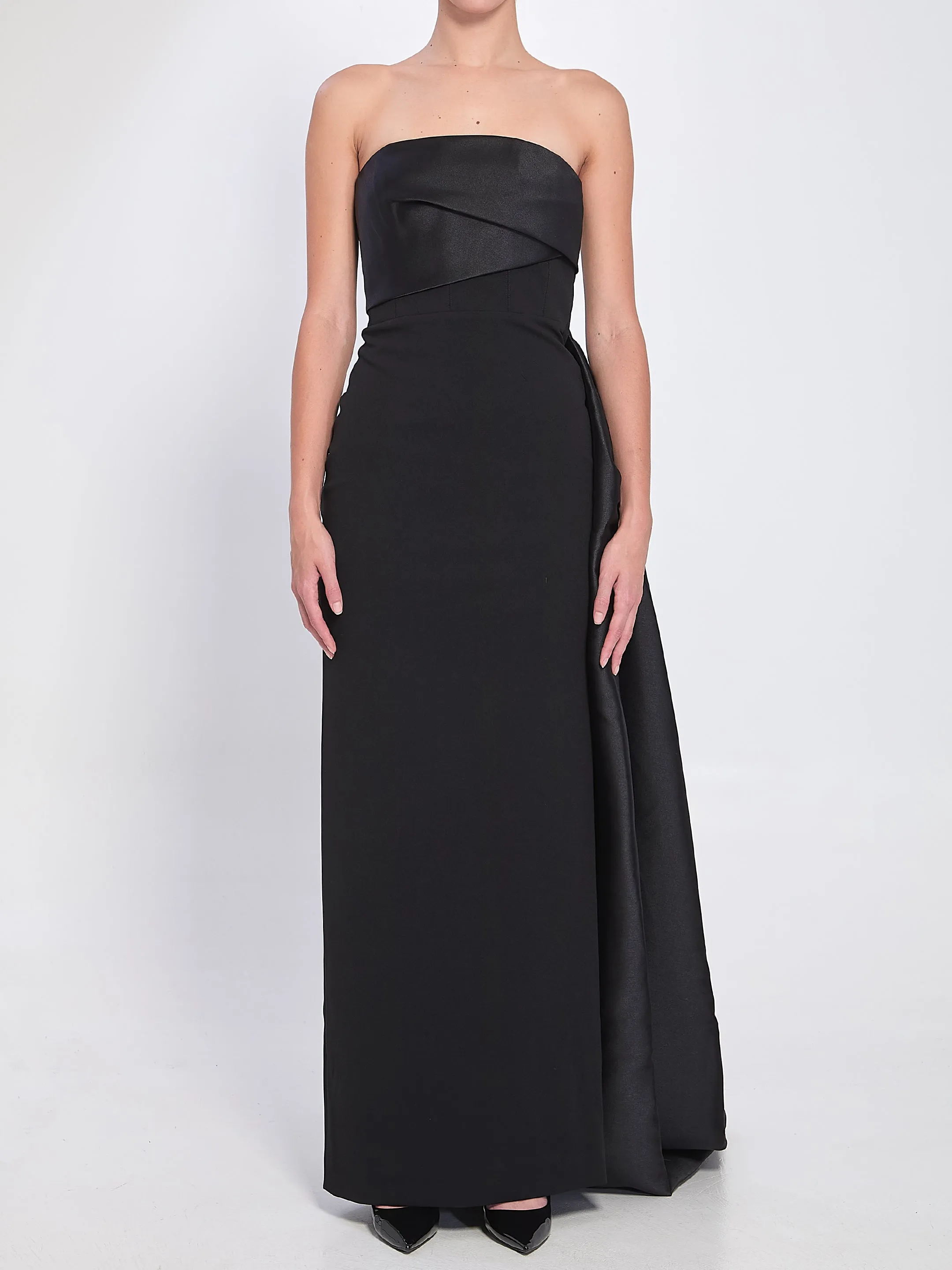 KISNLEY MAXI DRESS IN BLACK sold by Lord & Taylor
