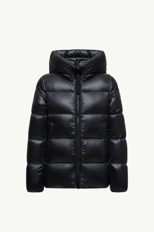 SERITTES SHORT PARKA made by Moncler