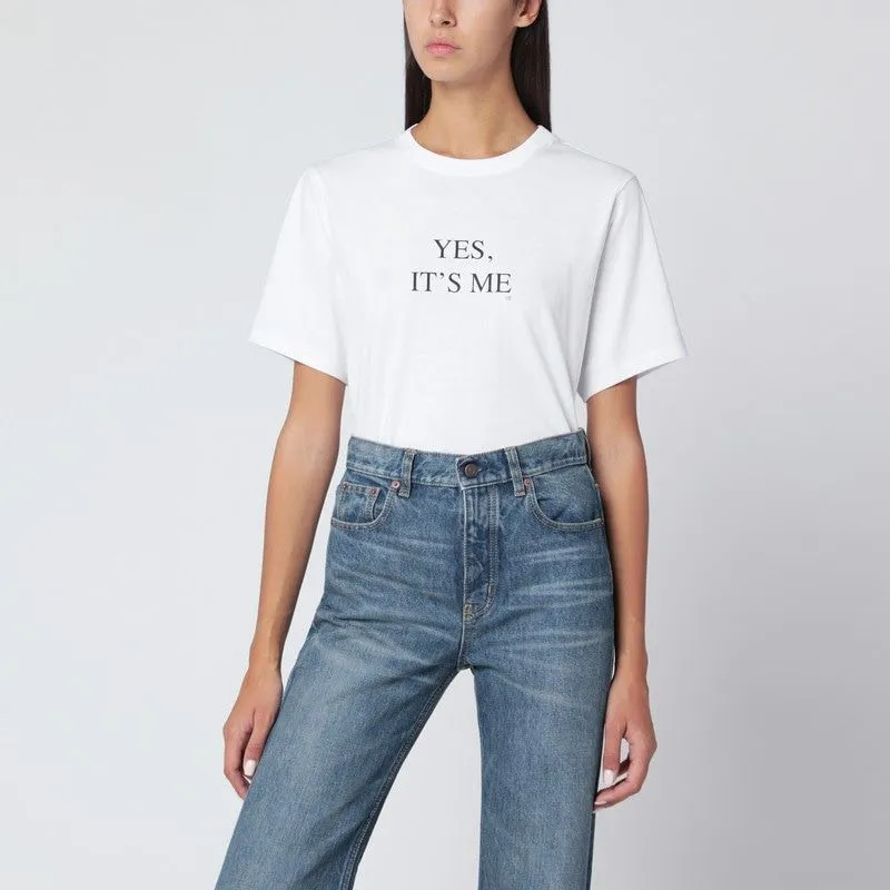 “YES. IT’S ME” T-SHIRT IN WHITE COTTON sold by Lord & Taylor