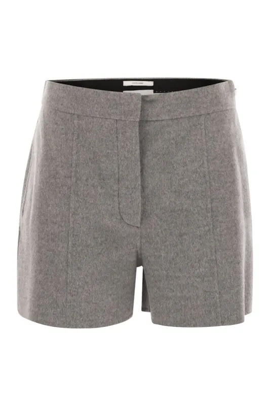 GOOD - DOUBLE SHORTS sold by Lord & Taylor