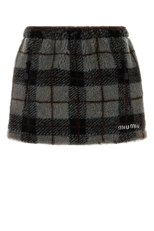 GONNE sold by Lord & Taylor