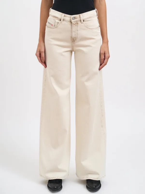 1978 D-AKEMI DENIM PANTS sold by Lord & Taylor