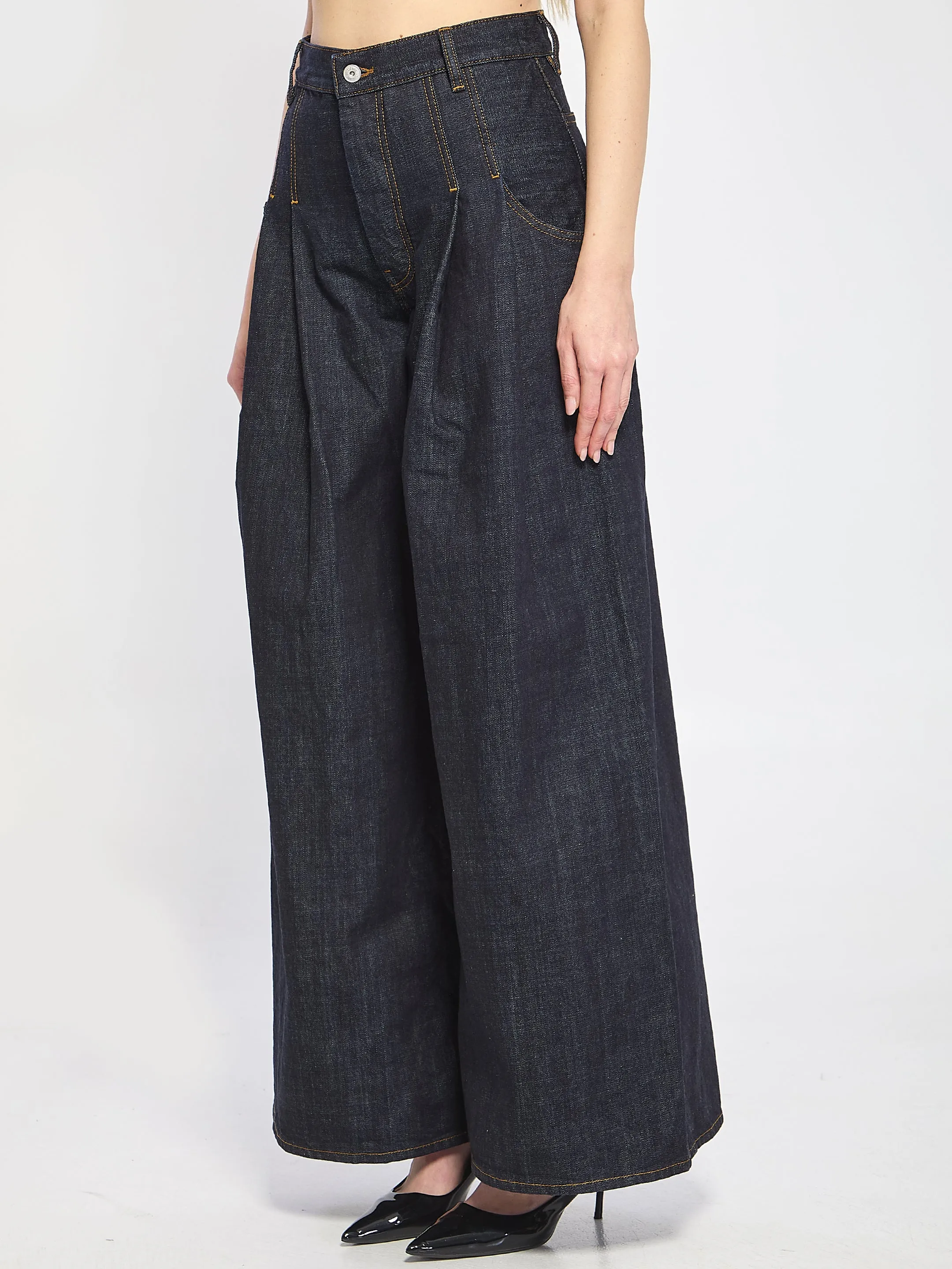 LE DENIMES SOURO JEANS sold by Lord & Taylor product image thumbnail 2