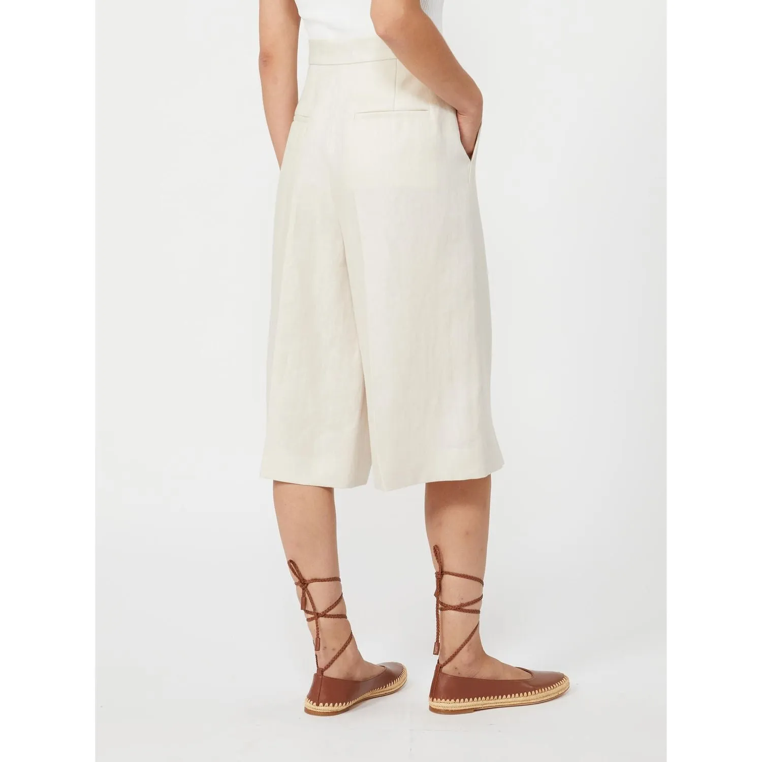 "KAKI" LINEN BERMUDA TROUSERS sold by Lord & Taylor product image thumbnail 2