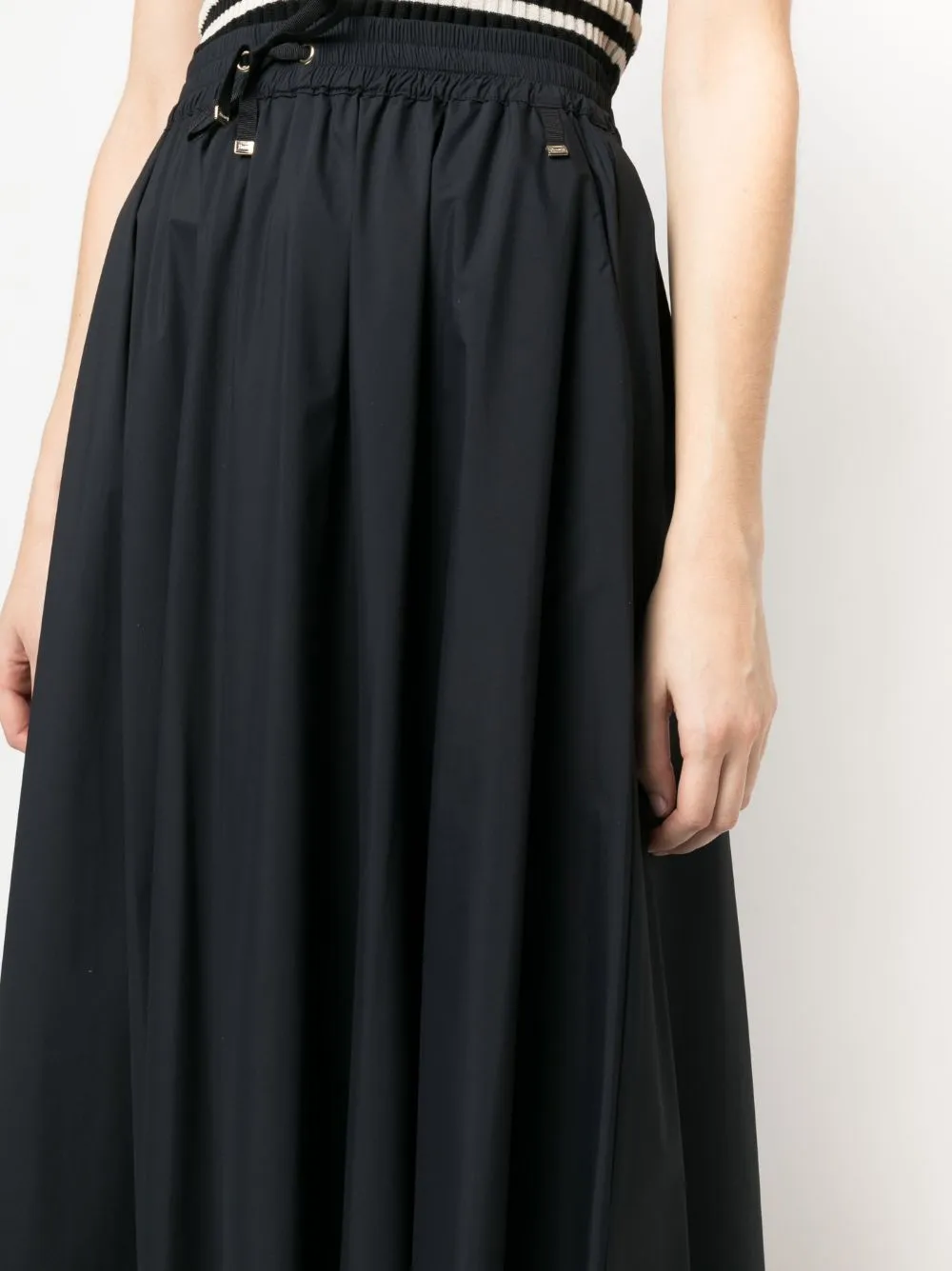 LONG BLACK SKIRT WITH ELASTIC WAIST sold by Lord & Taylor product image thumbnail 4