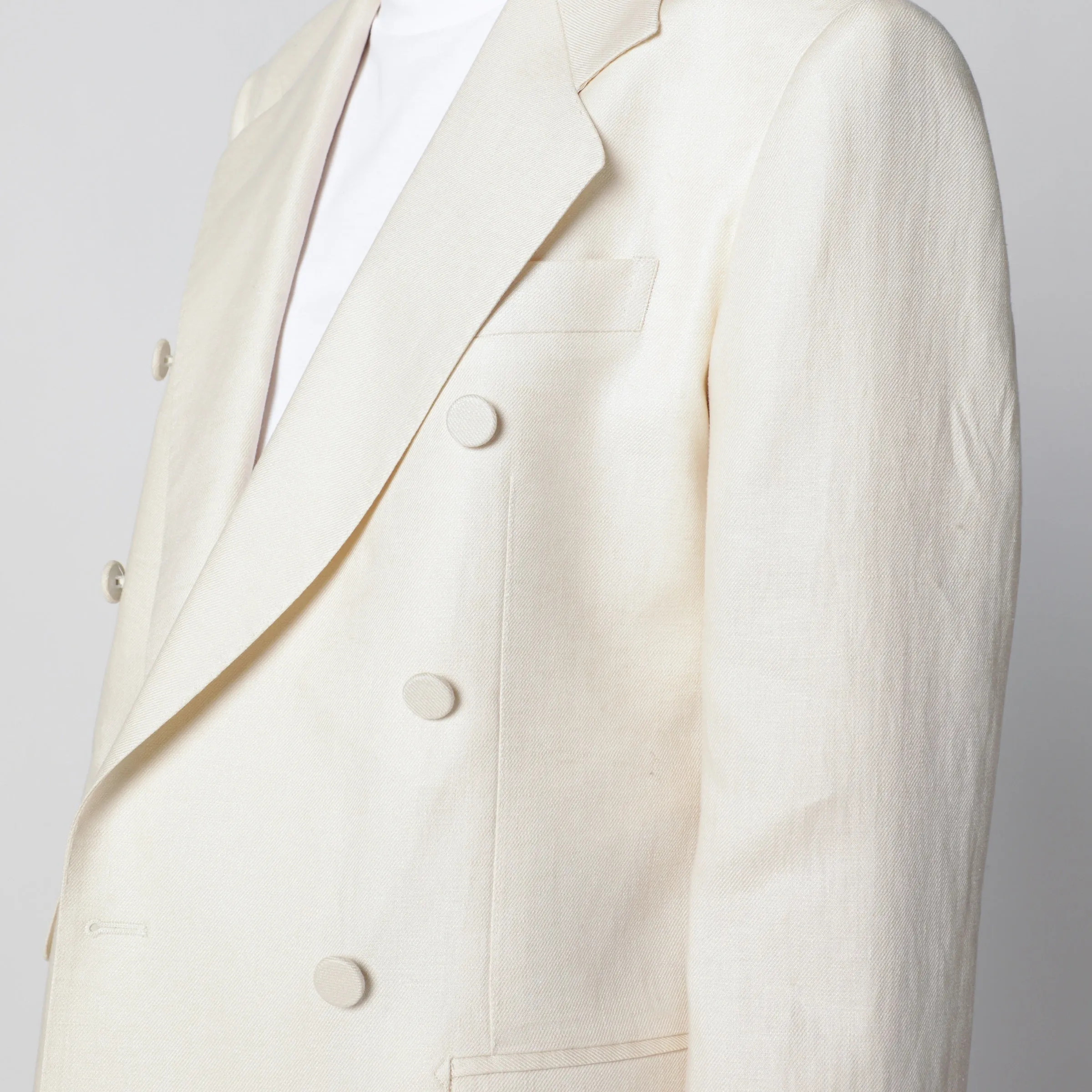 SINGLEBREASTED BLAZER IN BUTTERCOLORED LINEN sold by Lord & Taylor product image thumbnail 2