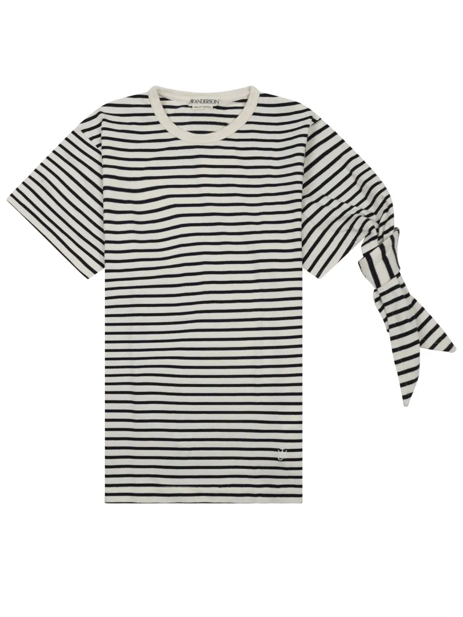 TSHIRT CON NODO sold by Lord & Taylor