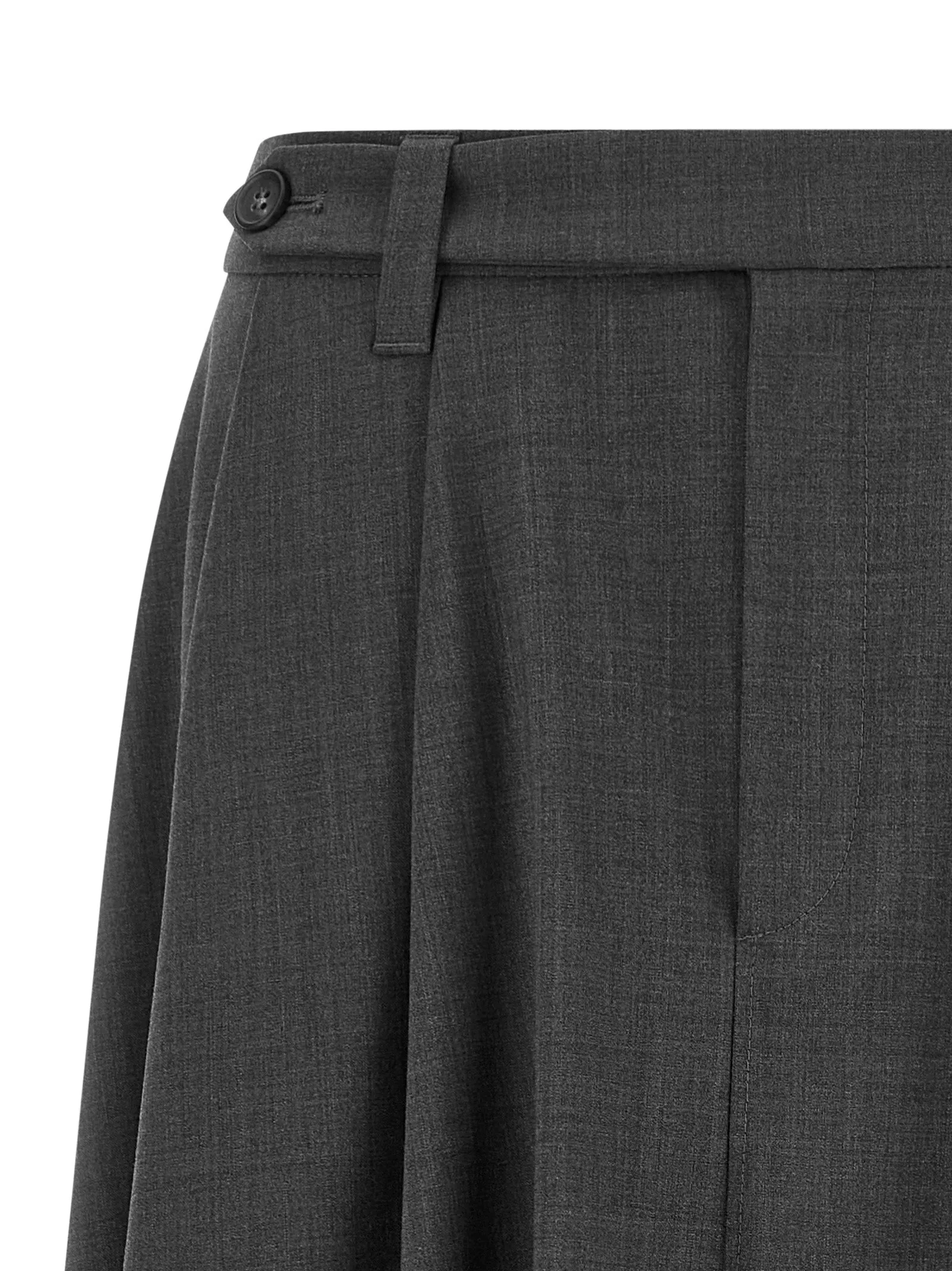 Wheel skirt sold by Lord & Taylor product image thumbnail 3