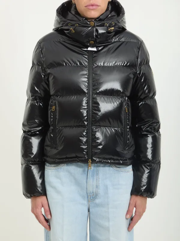 Niveole short puffer jacket made by Moncler