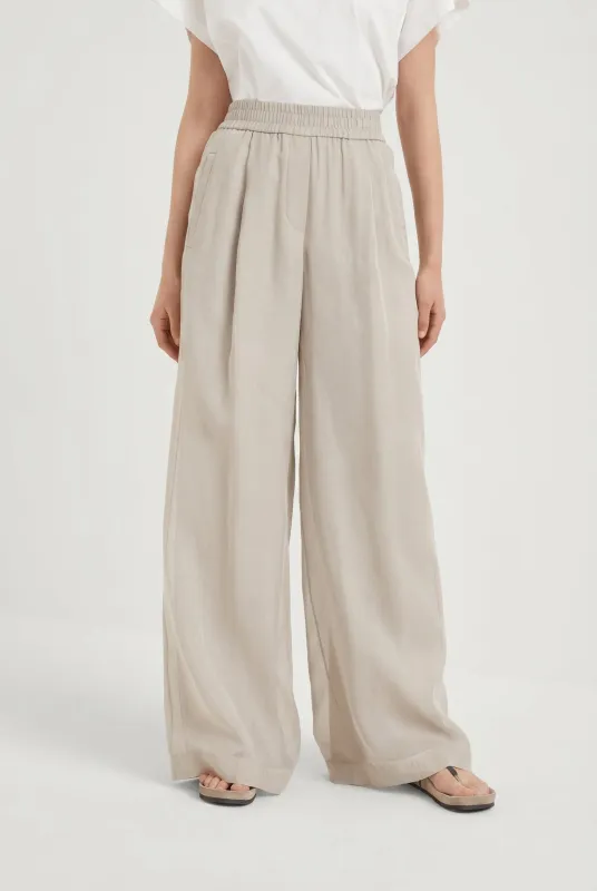 BRUNELLO CUCINELLI WOMEN'S LIGHT BEIGE WIDE TROUSERS made by Brunello Cucinelli
