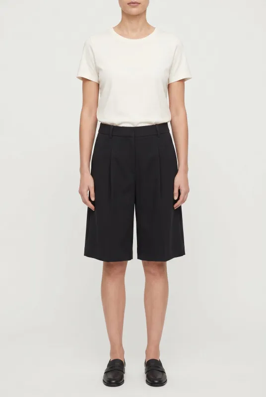 BRUNELLO CUCINELLI WOMEN'S BLACK TAILORED CULOTTE SHORTS made by Brunello Cucinelli