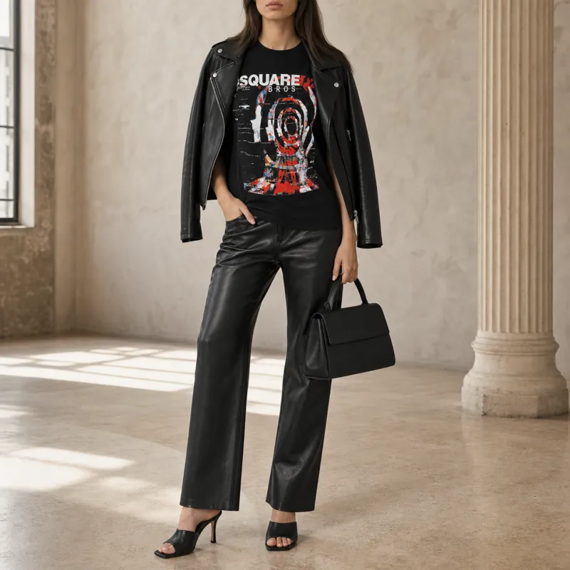 Dsquared2 Graphic T-Shirt, Black Cotton with Logo made by DSQUARED2