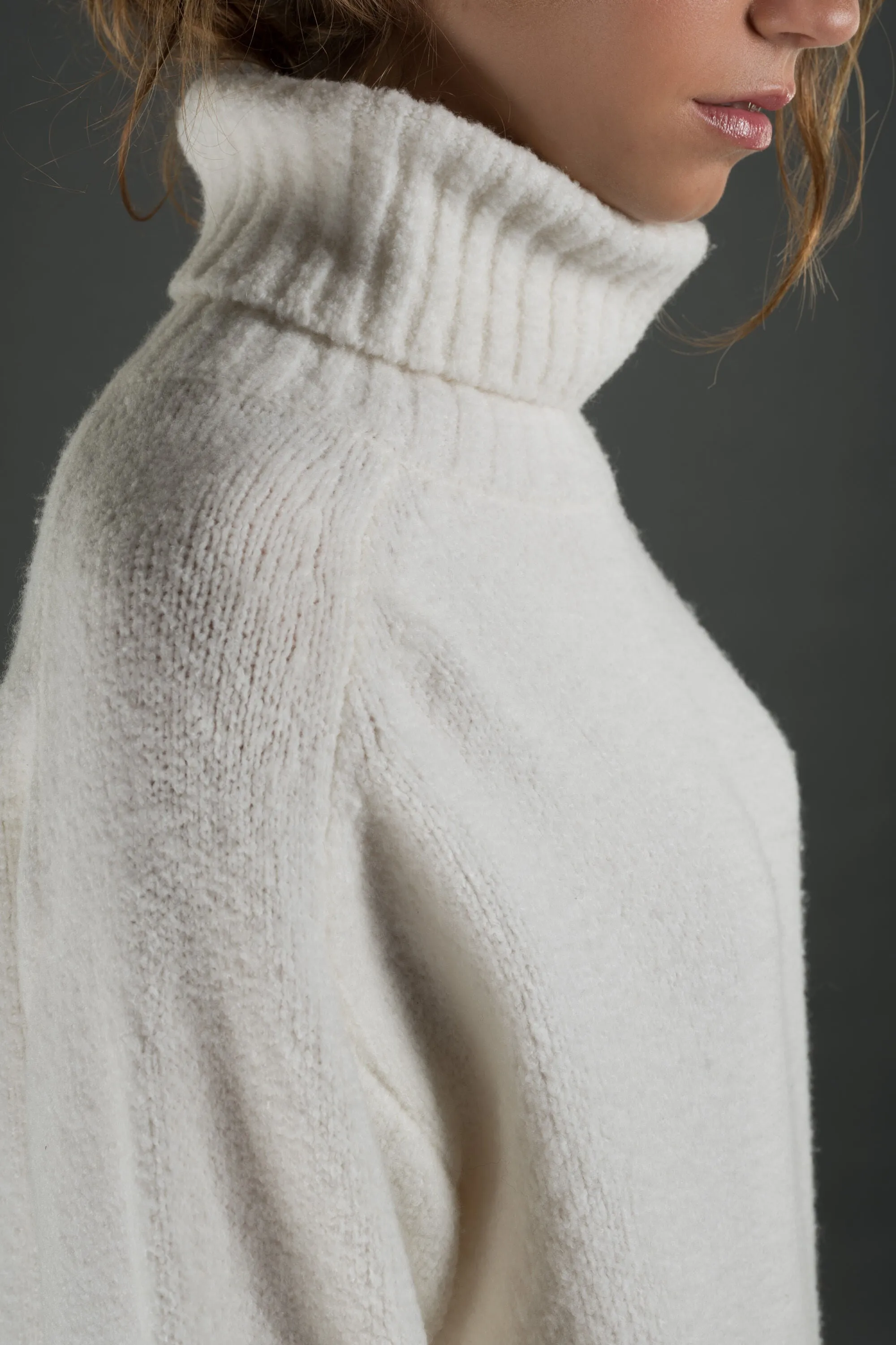 MOORER WOMEN'S WHITE TURTLENECK RELAXED SWEATER sold by Lord & Taylor product image thumbnail 3