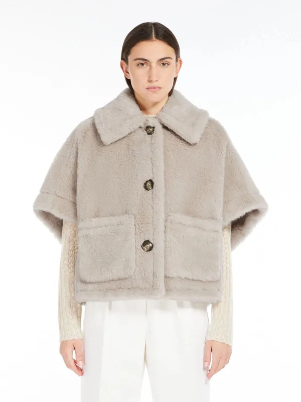 NEWTERZO BOXY TEDDY CAPE made by MaxMara