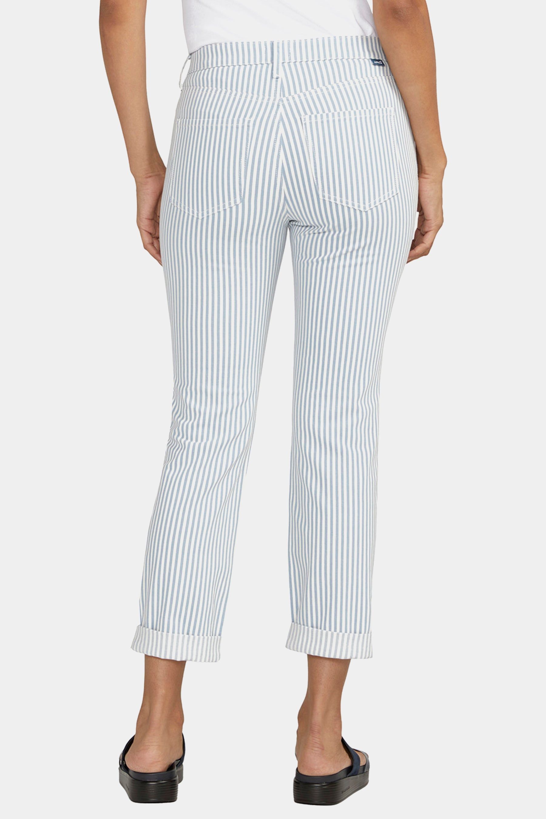 JAG Plus Size Carter Mid Rise Girlfriend Jeans sold by Lord & Taylor product image thumbnail 2