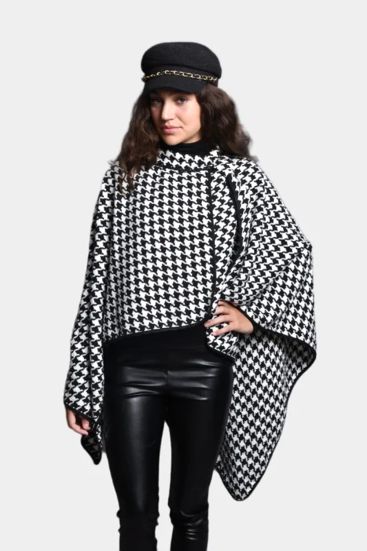 Tweed Wrapped Chain Paperboy Hat sold by Lord & Taylor