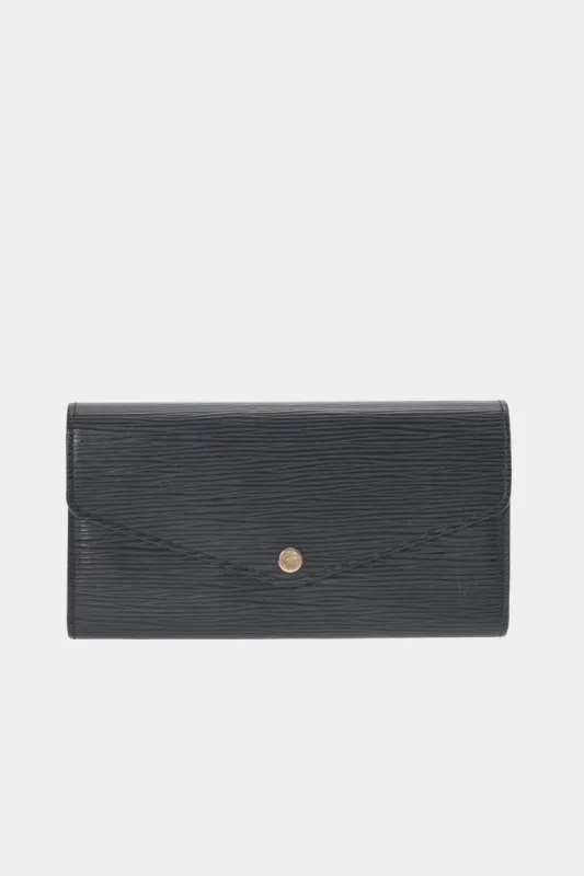 Sarah Wallet sold by Lord & Taylor