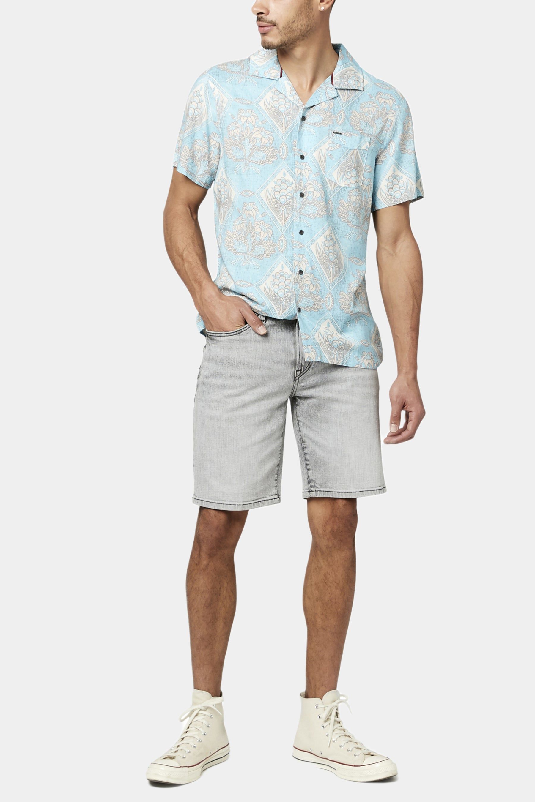 Relaxed Straight Dean Acid Creased Shorts sold by Lord & Taylor product image thumbnail 5