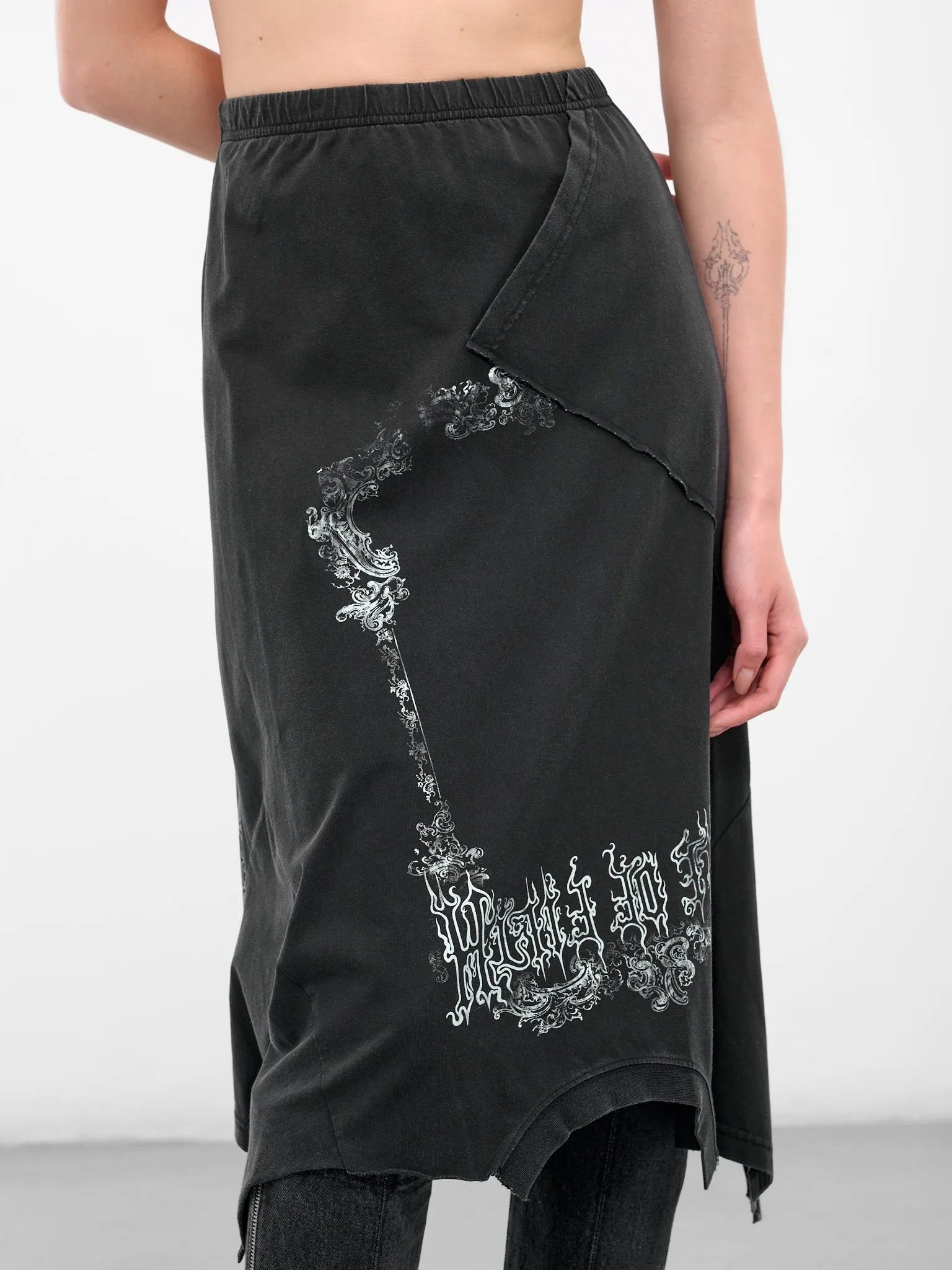 Black Deconstructed Graphic T-Shirt Skirt (WCF76SK690M-WASHED-BLACK) sold by lorenzo product image thumbnail 4