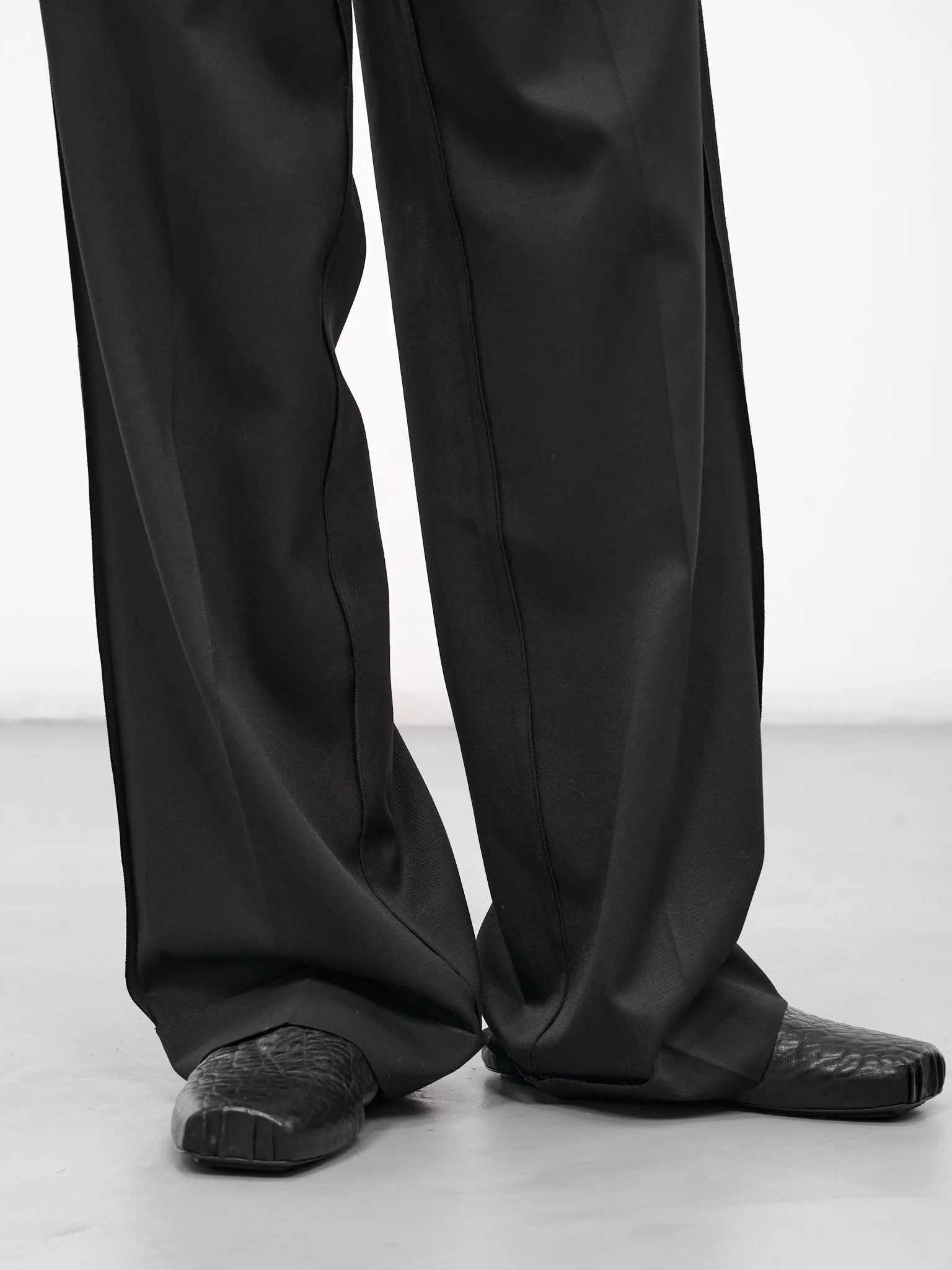 Black Wide Leg Tailored Trousers (SH0KA0047-S47848-900-BLACK) sold by lorenzo product image thumbnail 5