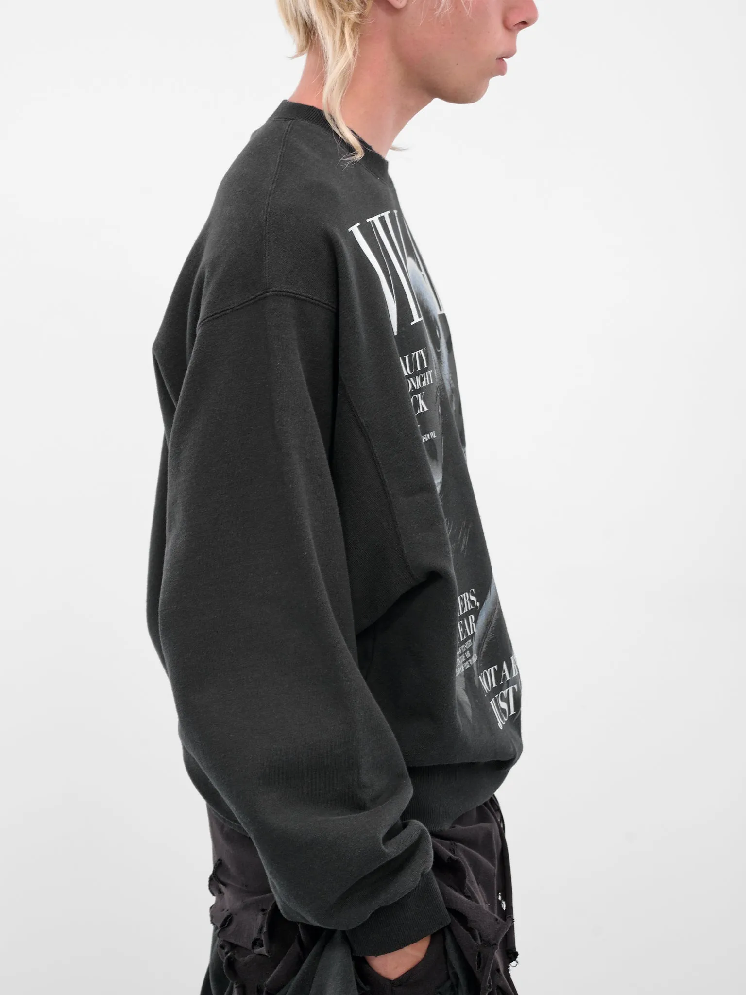 Black Raven Villain Crewneck Sweatshirt (25AW53CS412-BLACK) sold by lorenzo product image thumbnail 4