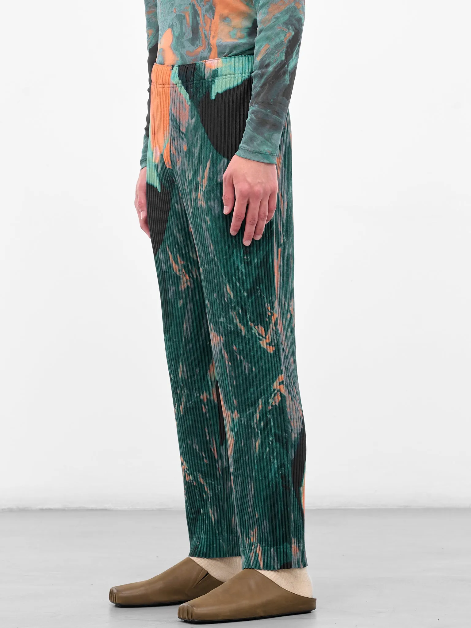 Green Agate Pleated Trousers (HP58JF207-62-GREEN) sold by lorenzo product image thumbnail 2