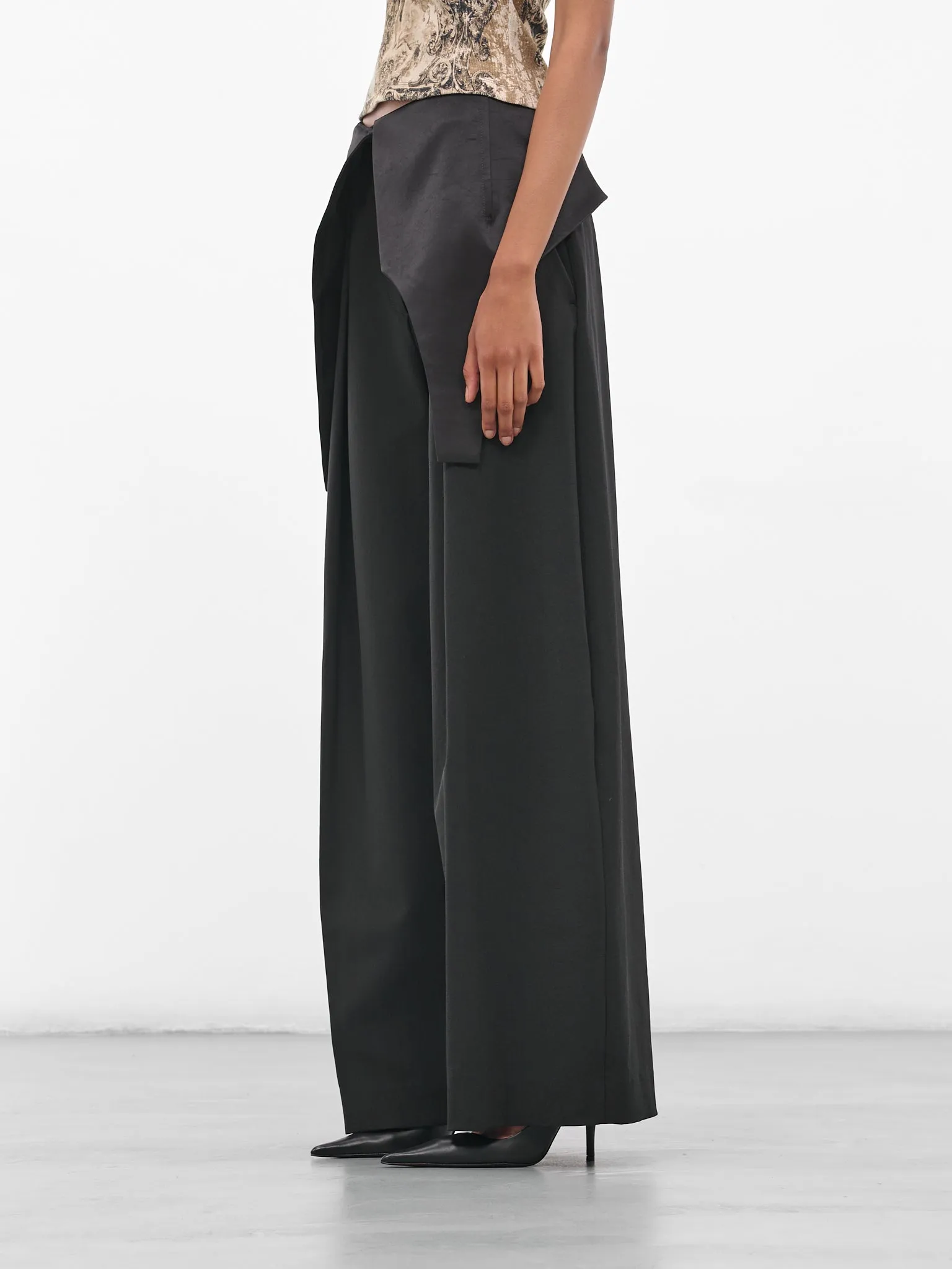 The Black Bodysuit Suit Pants (25-03-W-TR014-W002-BLACK) sold by lorenzo product image thumbnail 2
