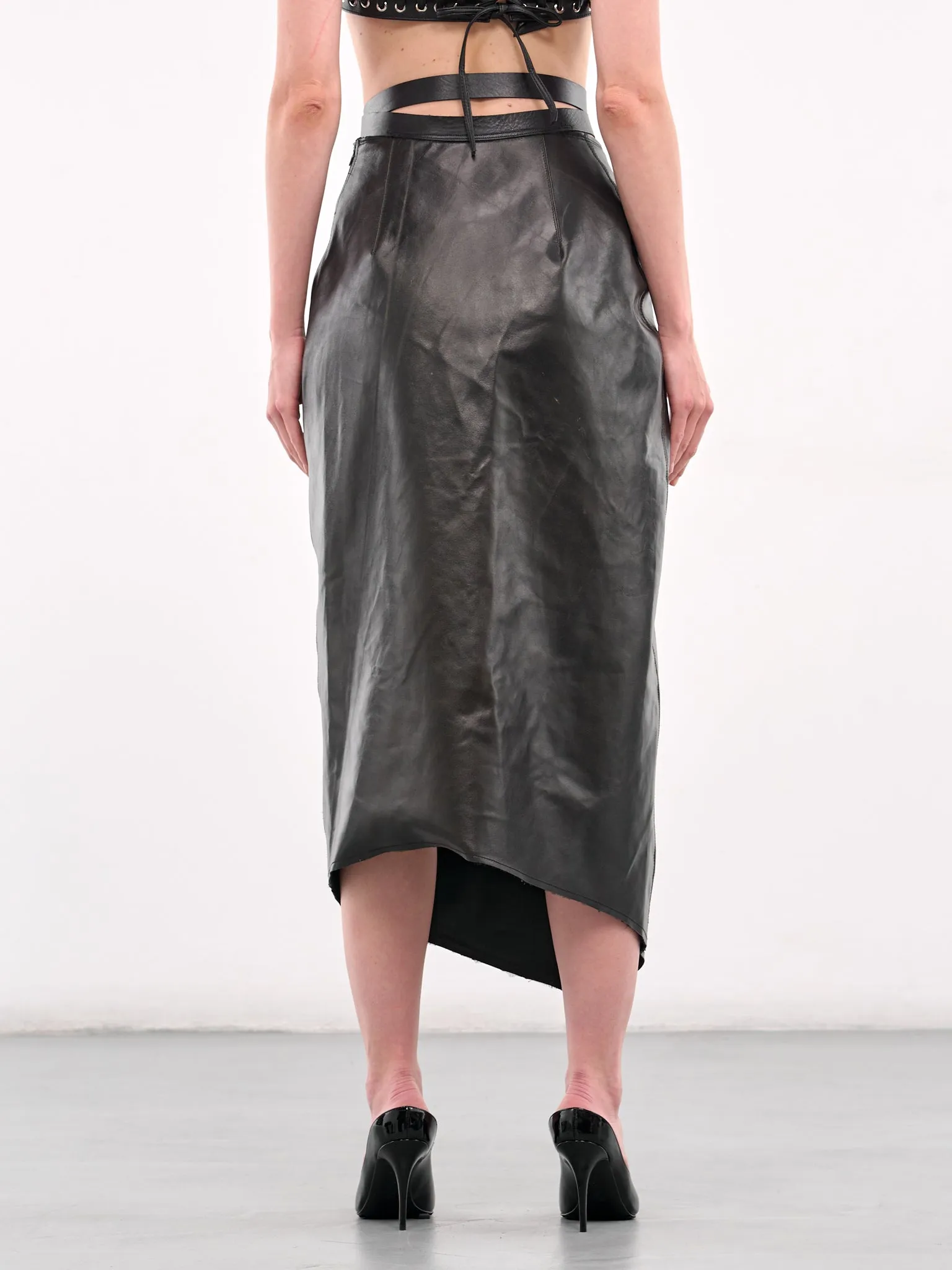 Vent Leather Midi Skirt (YR005SK06-BLACK) sold by lorenzo product image thumbnail 3
