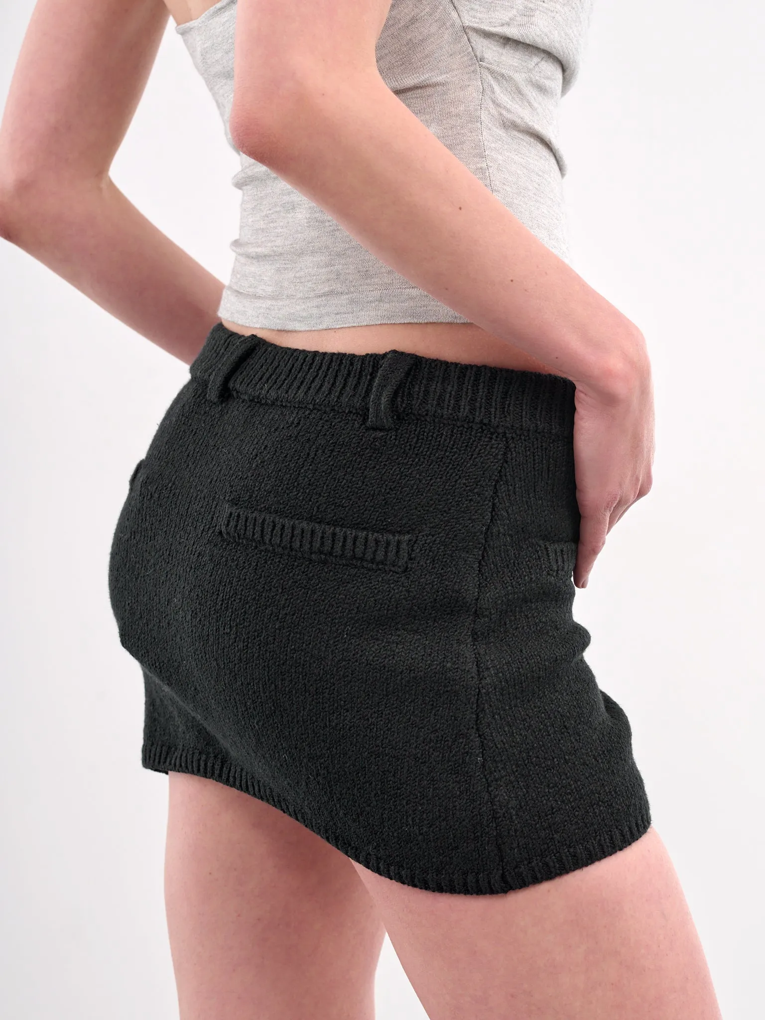 Knit Mini Skirt (AMSS25112-BLACK) sold by lorenzo product image thumbnail 5
