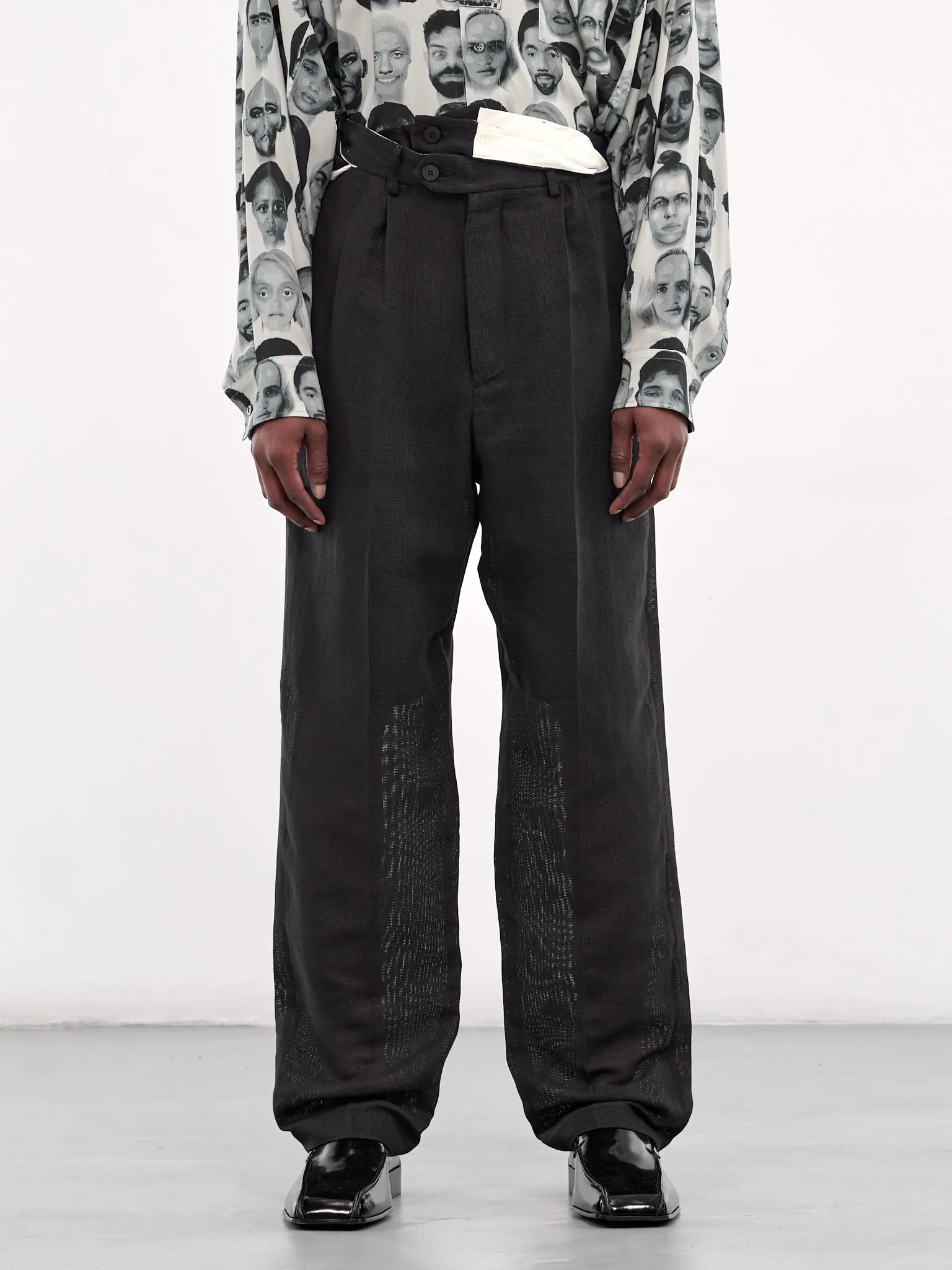 Deconstructed Waistband Trousers (T68022110-LU10-BLACK) sold by lorenzo