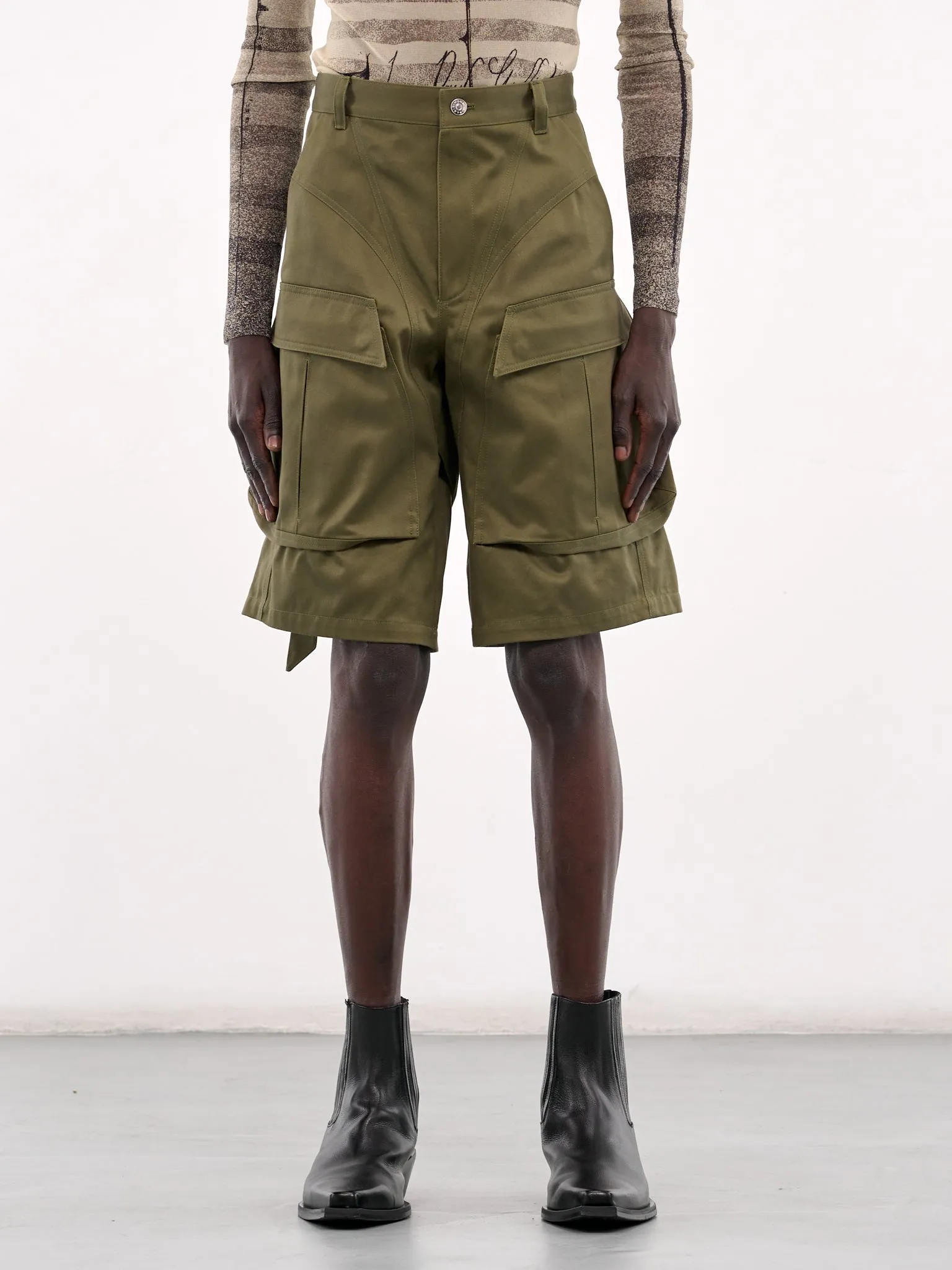 Cargo Shorts (25P1PA0489264-KHAKI) sold by lorenzo