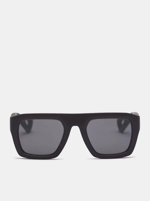 Beach Sunglasses (10086187-BEACH-DARKGREY-SOLID) made by MYKITA
