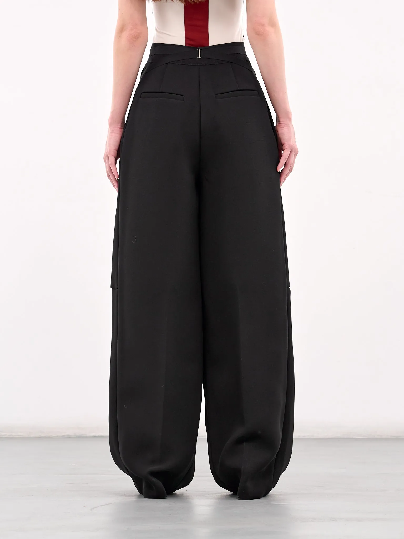 The Crepe Pants (25-33-F-PA187-C081-BLACK) sold by lorenzo product image thumbnail 3