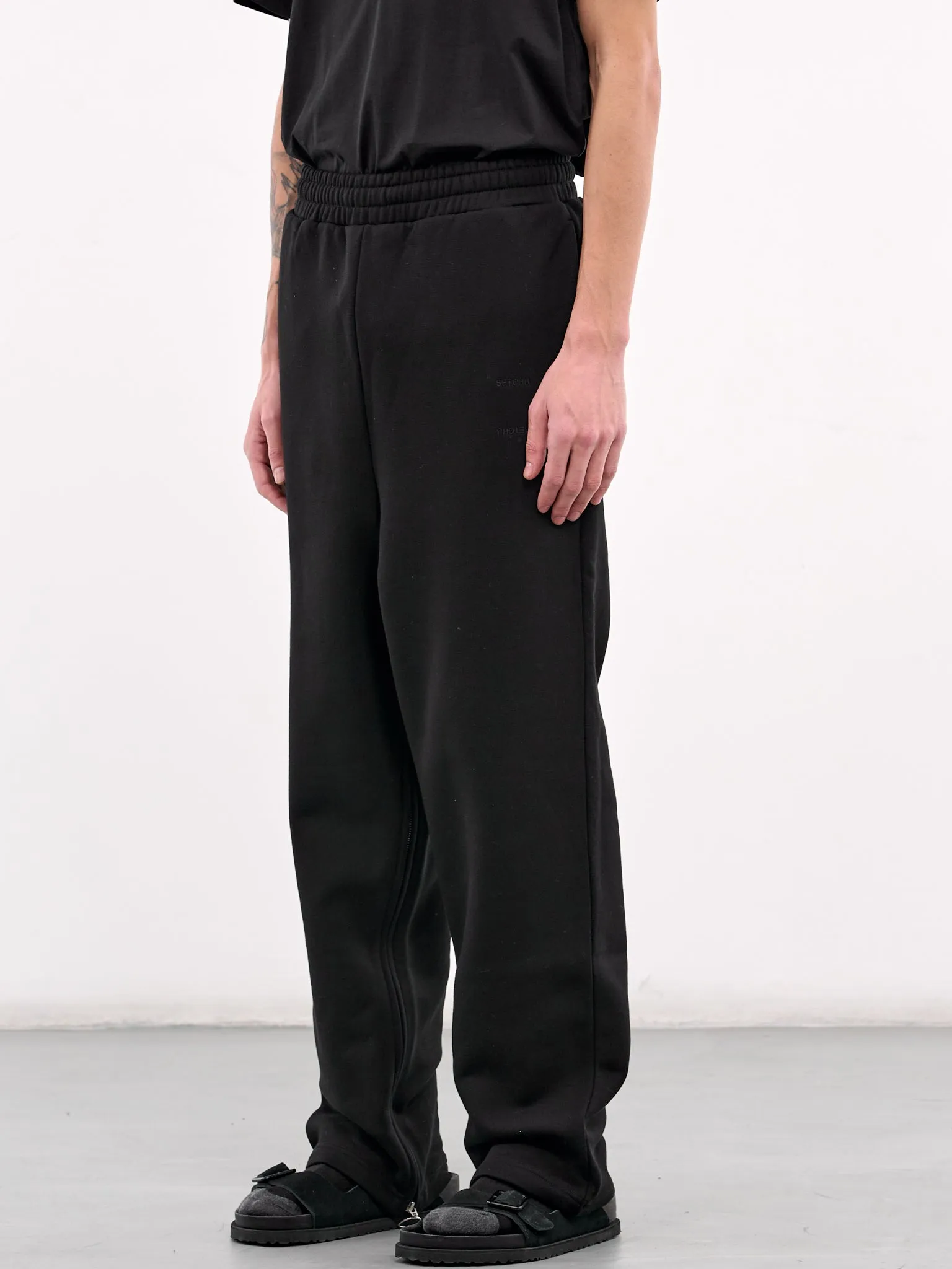 Wide Sweat Pants (U251-P022-C009-BLACK) sold by lorenzo product image thumbnail 2