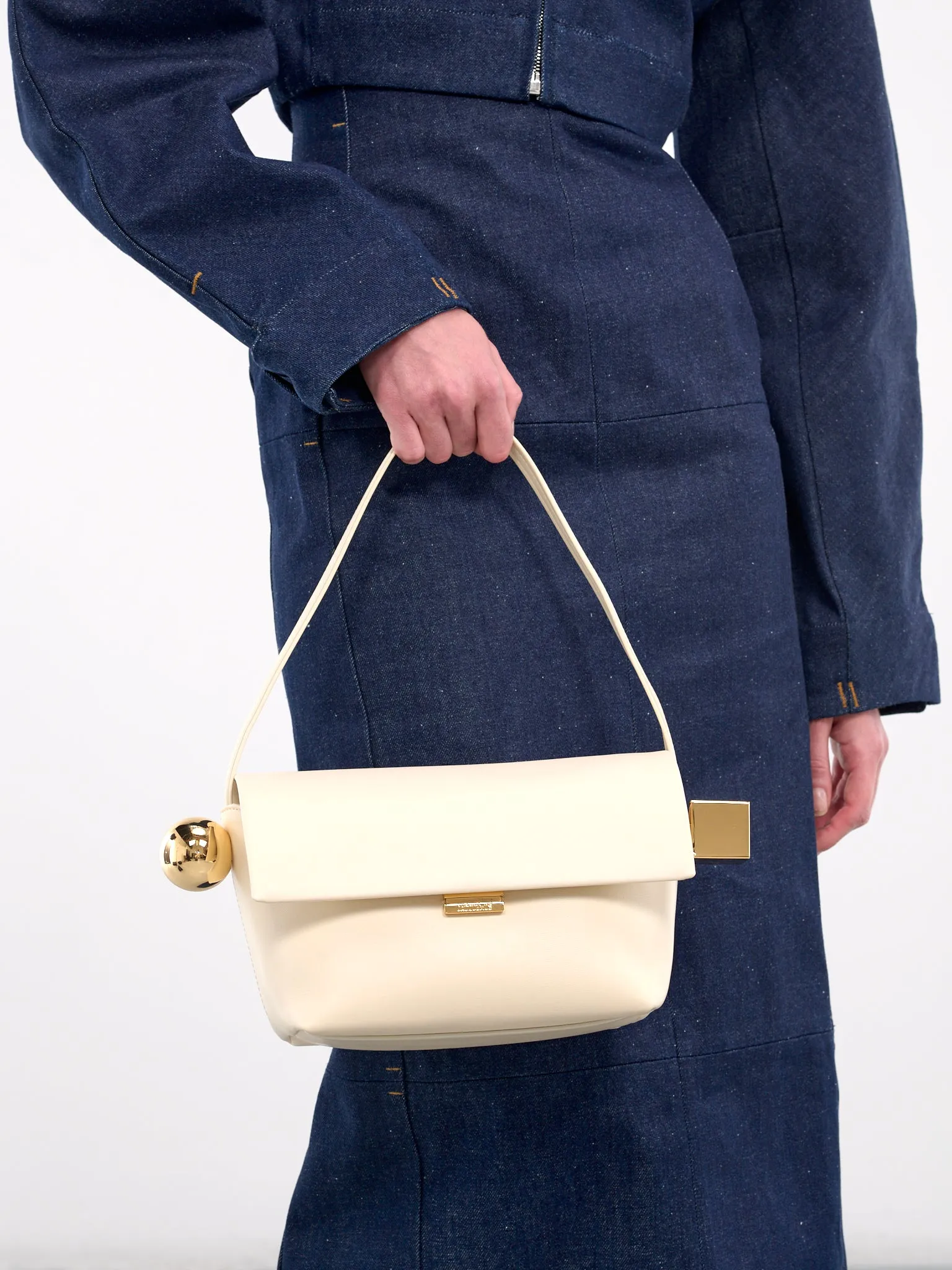 The Rond Carré (243BA383-3171-LIGHT-IVORY) sold by lorenzo product image thumbnail 5